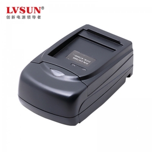 柯达数码电池K7000充电器_数码易充CK7000